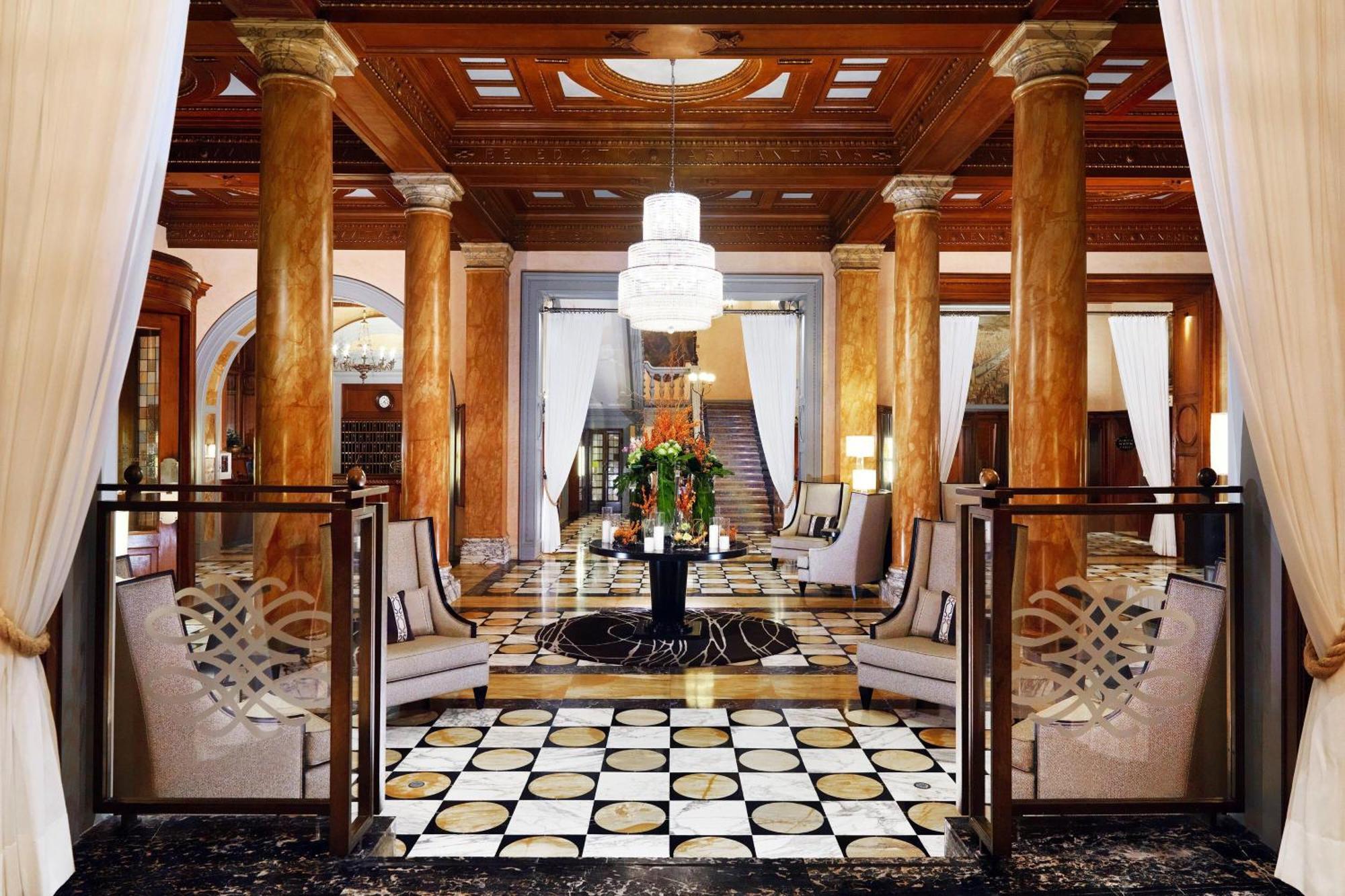 Hotel The Excelsior, A Luxury Collection Hotel, 5*