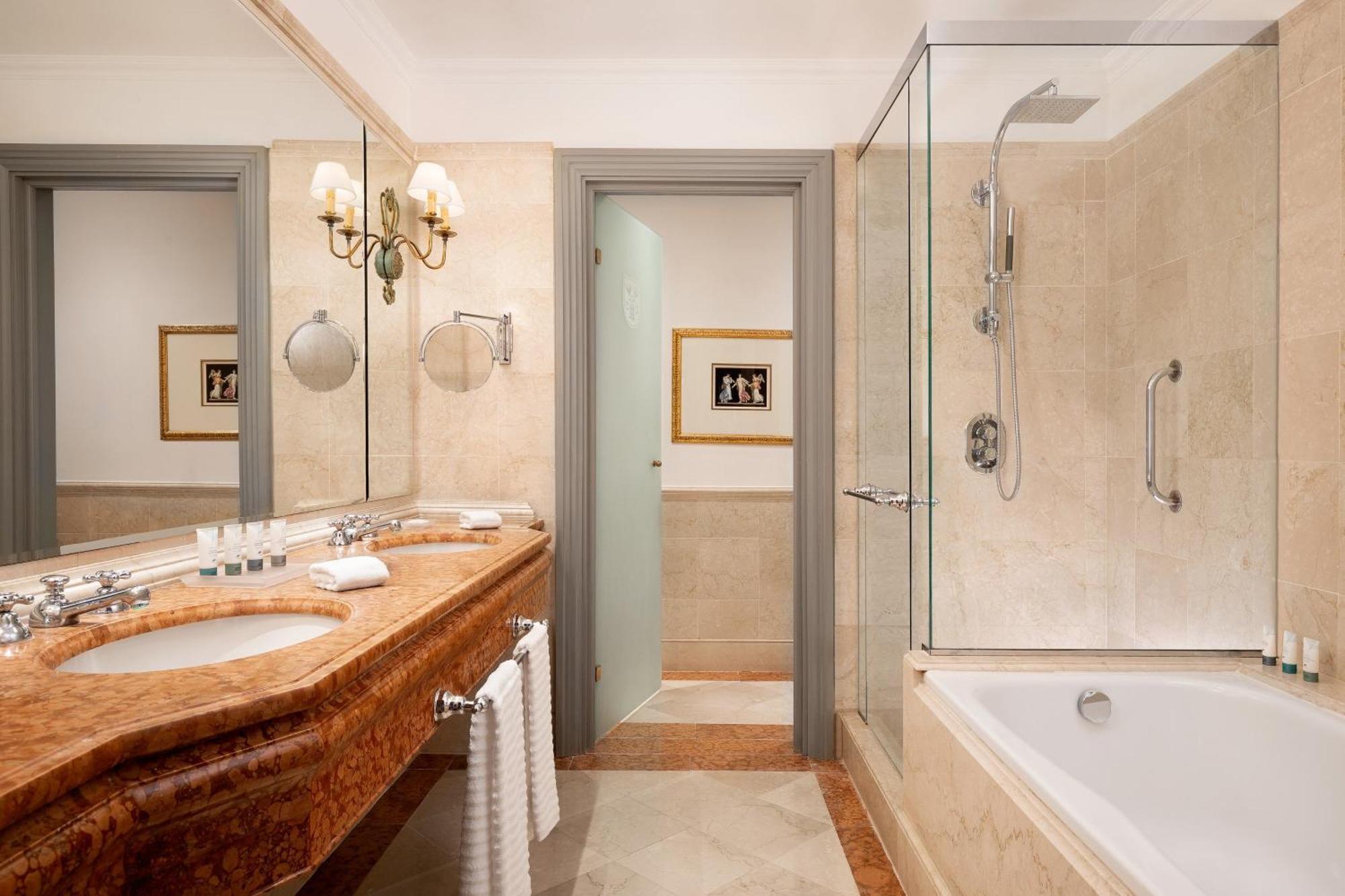 The Excelsior, A Luxury Collection Hotel,